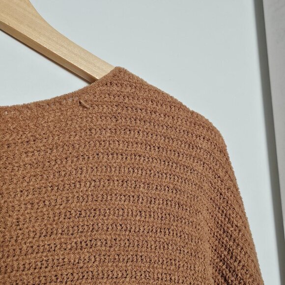 American Eagle Womens V-Neck Knit Sweater Split Hi-Low Hem 3/4 Sleeves Tan L/XL - Picture 4 of 10